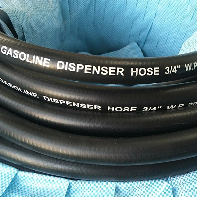 Flexible Petrol Hoses with Vulcanised Rubber Reinforced with Metal Type Hg 3037 1&quot; (25mm)